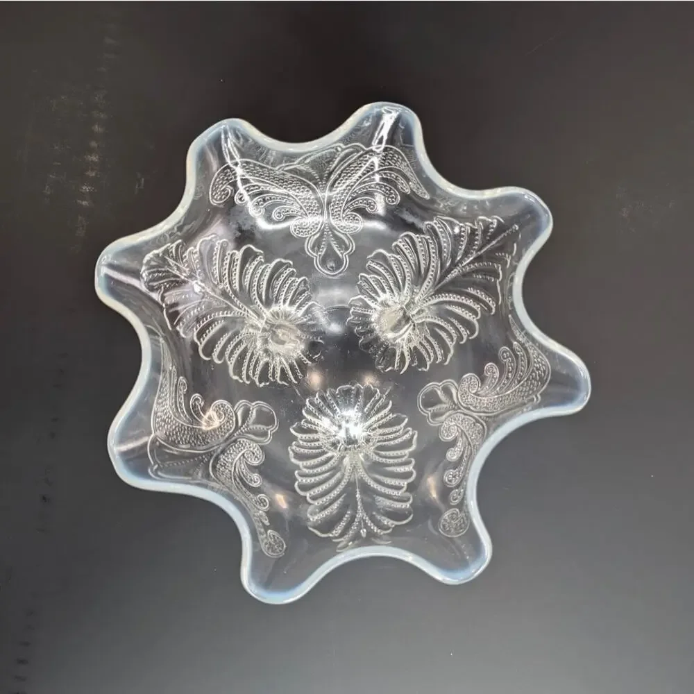Vintage Dugan Palm & Scroll Pressed Glass Ruffled Footed Bowl